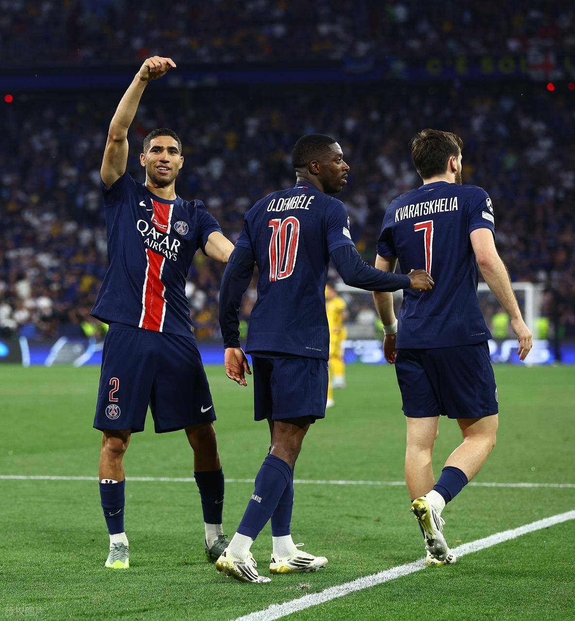 更展现了队 更展现了队