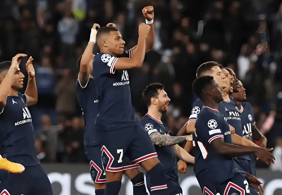 现一亮相就 现一亮相就