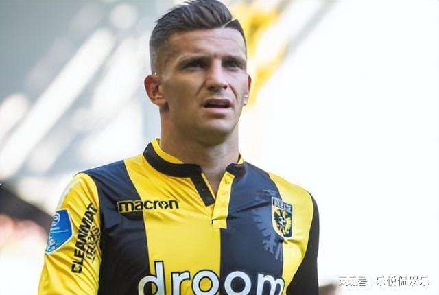 了一个角球 了一个角球