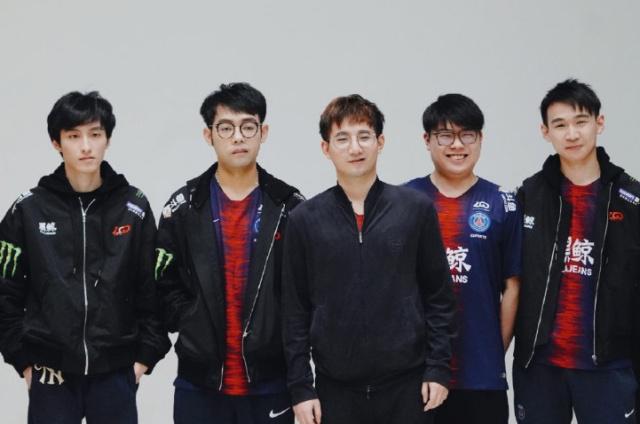 这两大球队 这两大球队